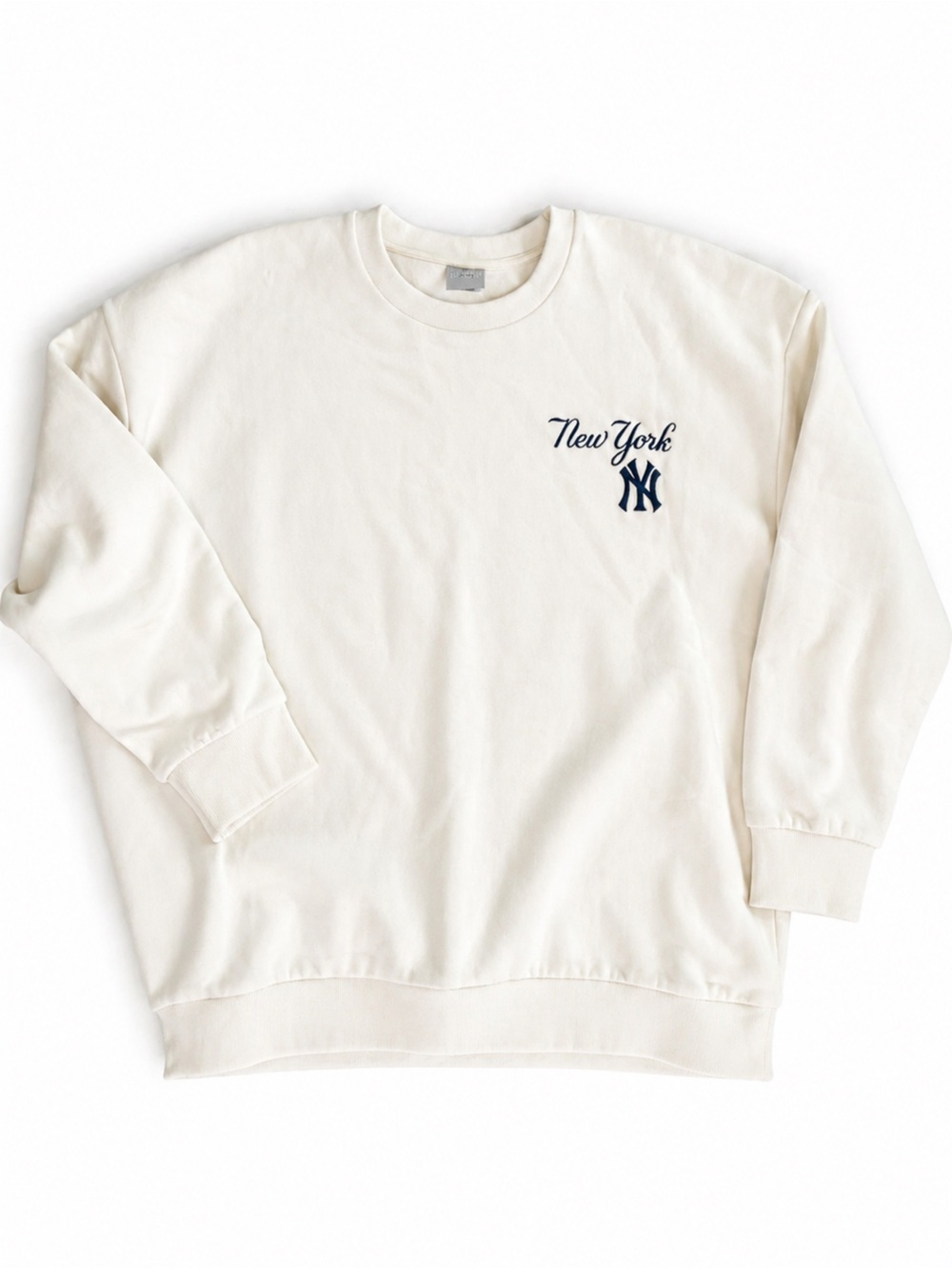 Genuine Merchandise Cream New York Yankees Crewneck Sweatshirt with Navy Logo
